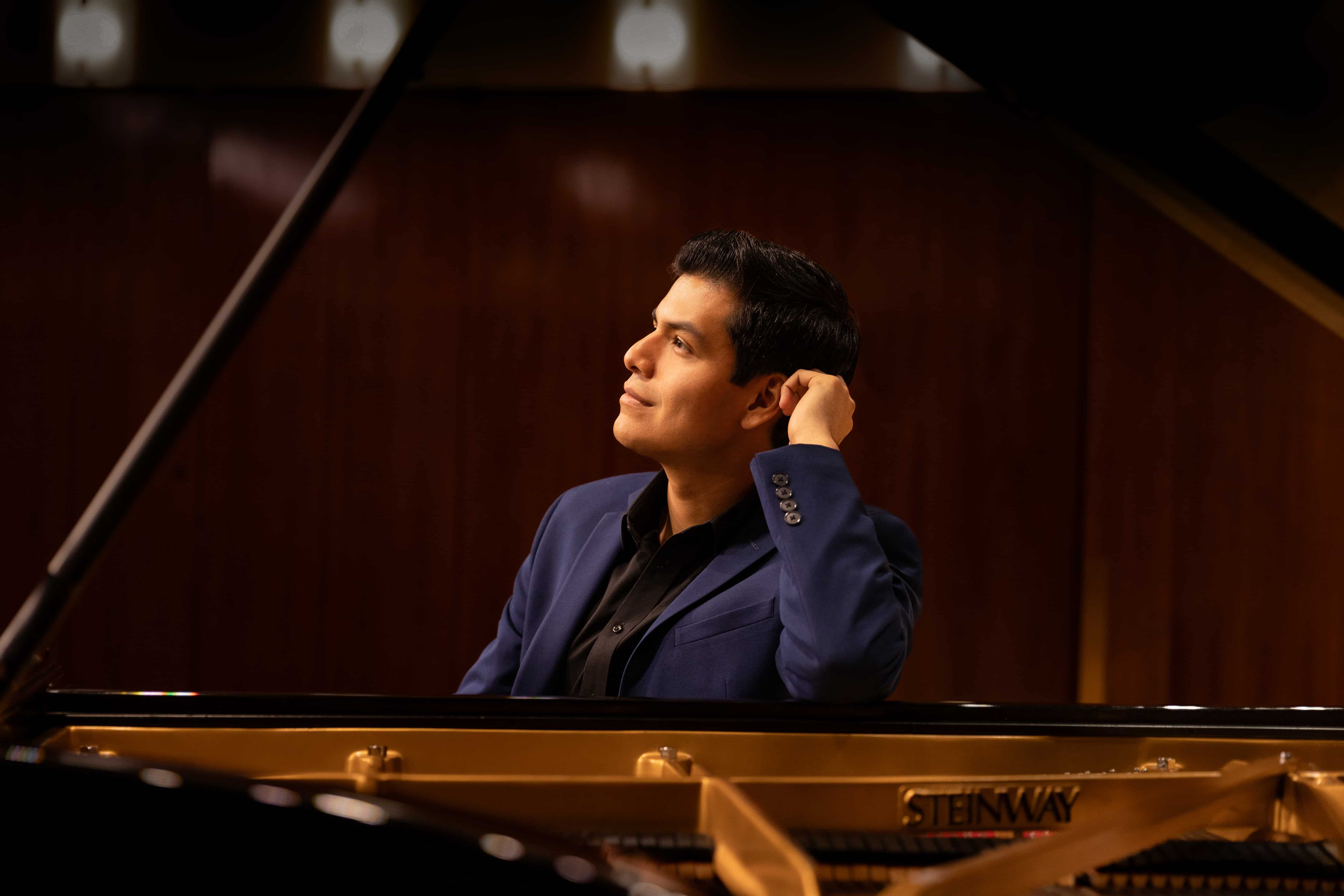 Giancarlo Llerena, Pianist — AYA artist portrait