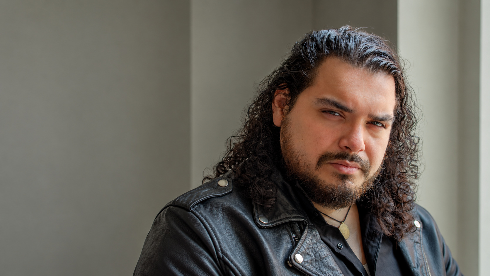 Angel Raii Gomez, Tenor — AYA artist portrait