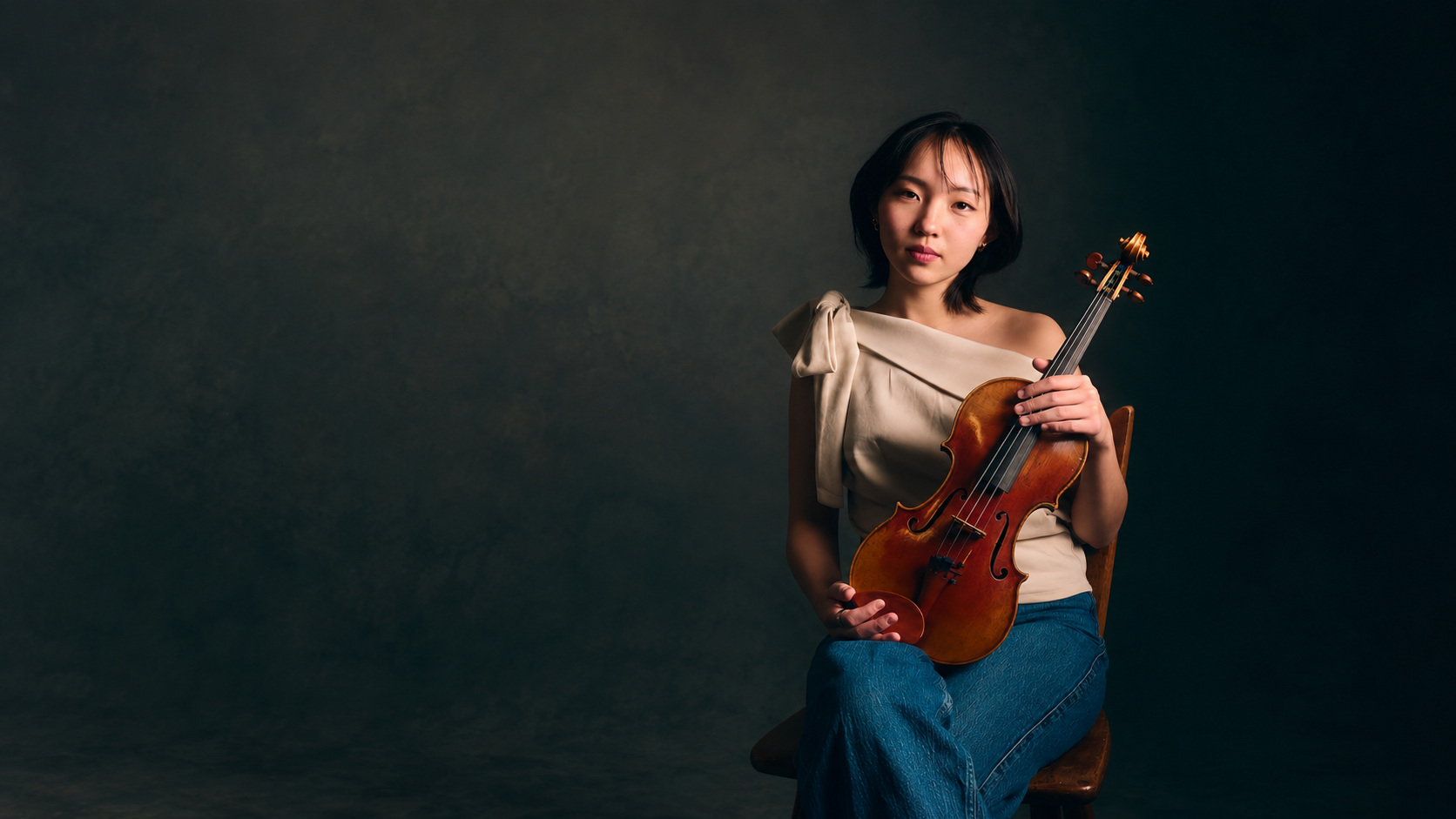 Erin Emi Nishi, Violinist / Violist — AYA artist portrait