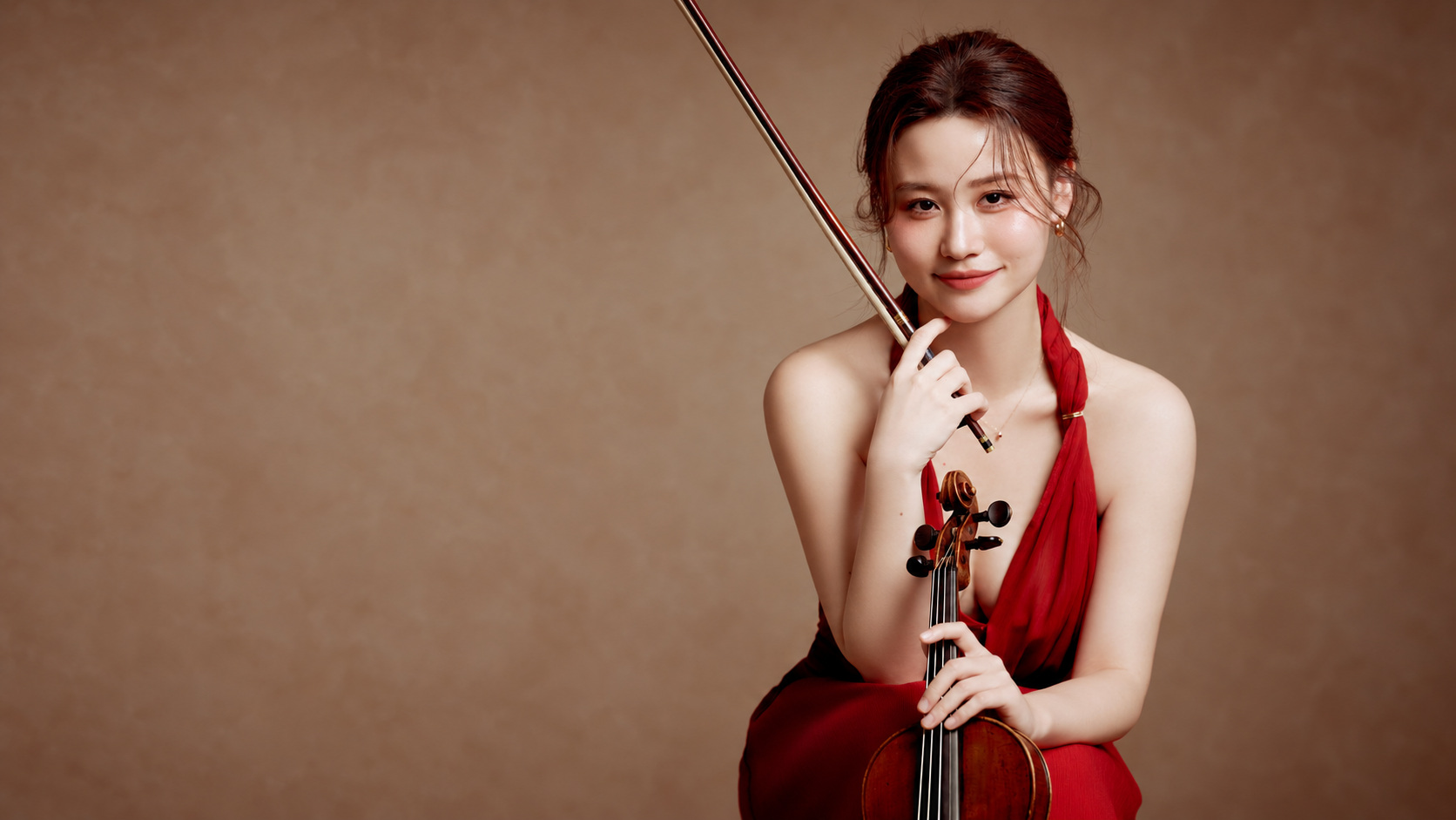 Tongtong Lei, Violinist — AYA artist portrait
